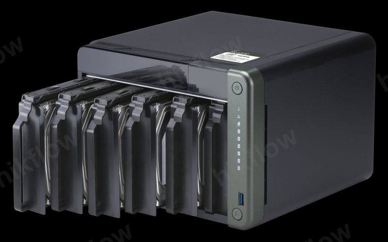 QNAP TS-653D 6 Yuvalı NAS Ünitesi